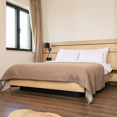 Winery Bjelica * 斯雷姆斯基卡尔洛夫奇